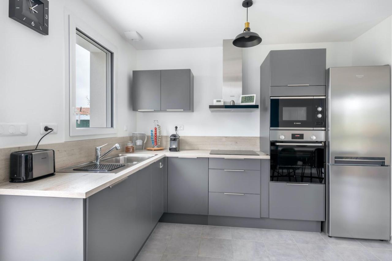 Maison Moderne Pour 7 Personnes A サン・ミシェル・シェフ・シェフ エクステリア 写真