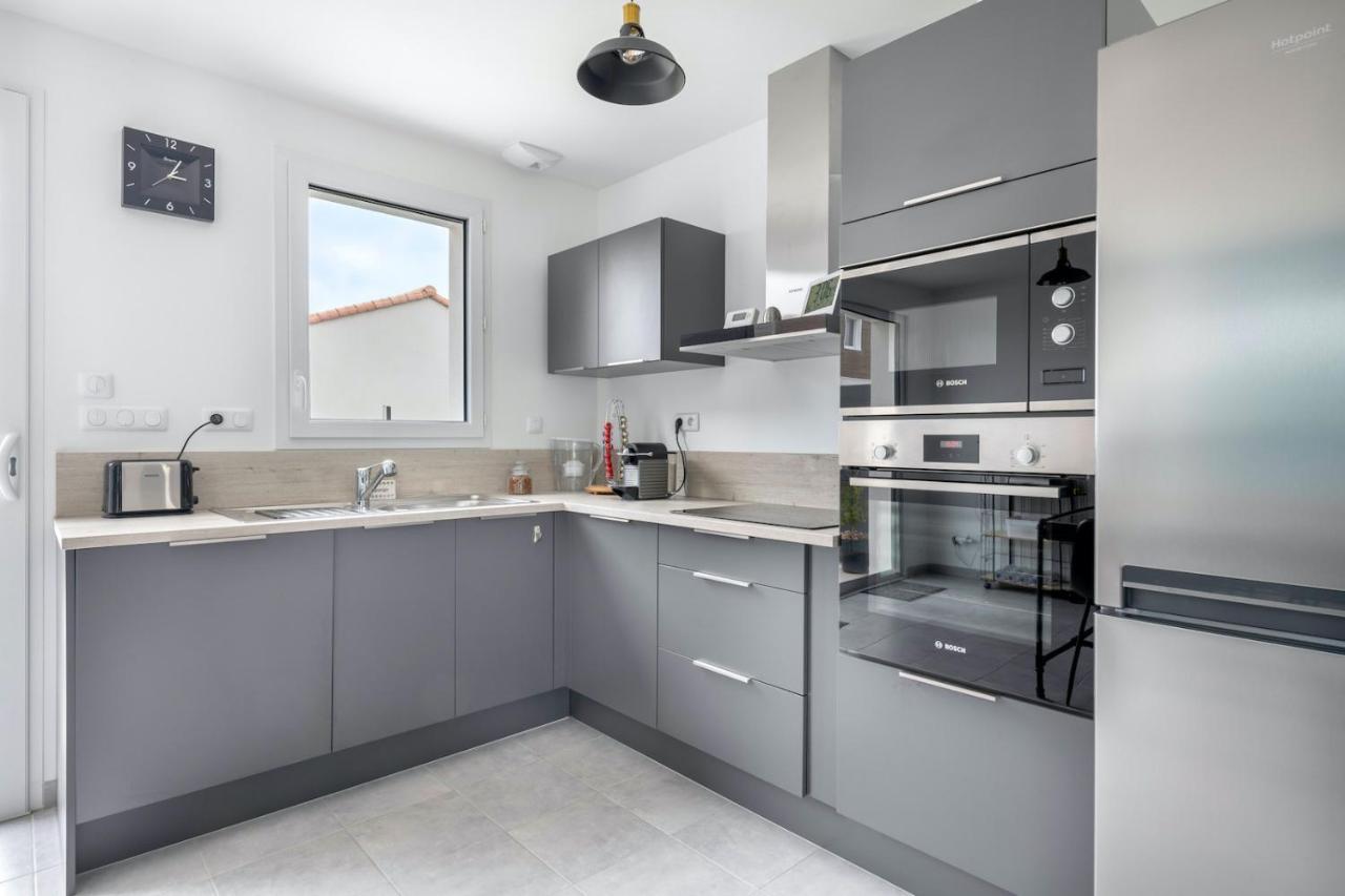 Maison Moderne Pour 7 Personnes A サン・ミシェル・シェフ・シェフ エクステリア 写真
