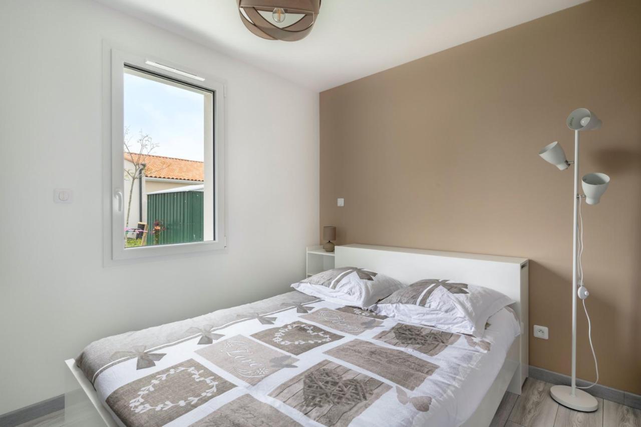 Maison Moderne Pour 7 Personnes A サン・ミシェル・シェフ・シェフ エクステリア 写真