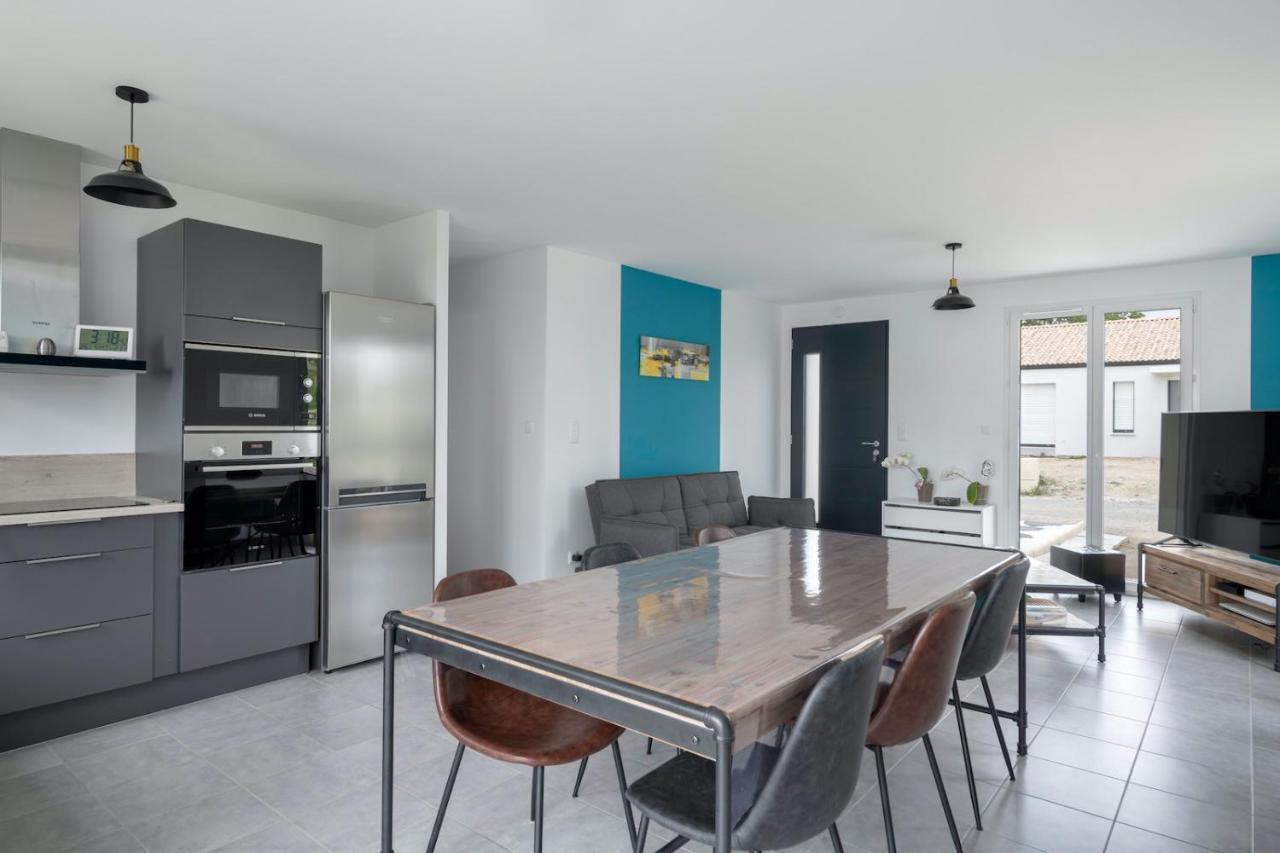 Maison Moderne Pour 7 Personnes A サン・ミシェル・シェフ・シェフ エクステリア 写真