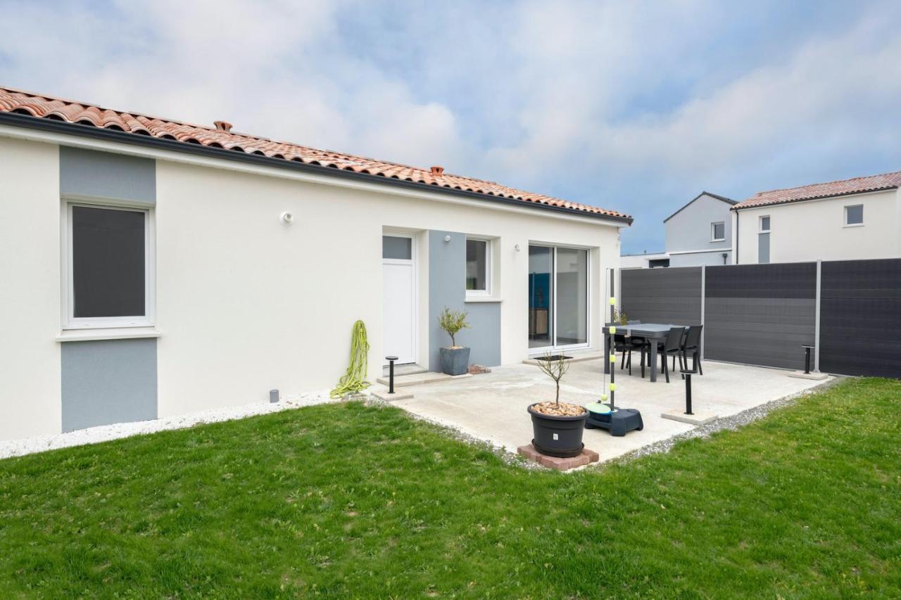 Maison Moderne Pour 7 Personnes A サン・ミシェル・シェフ・シェフ エクステリア 写真